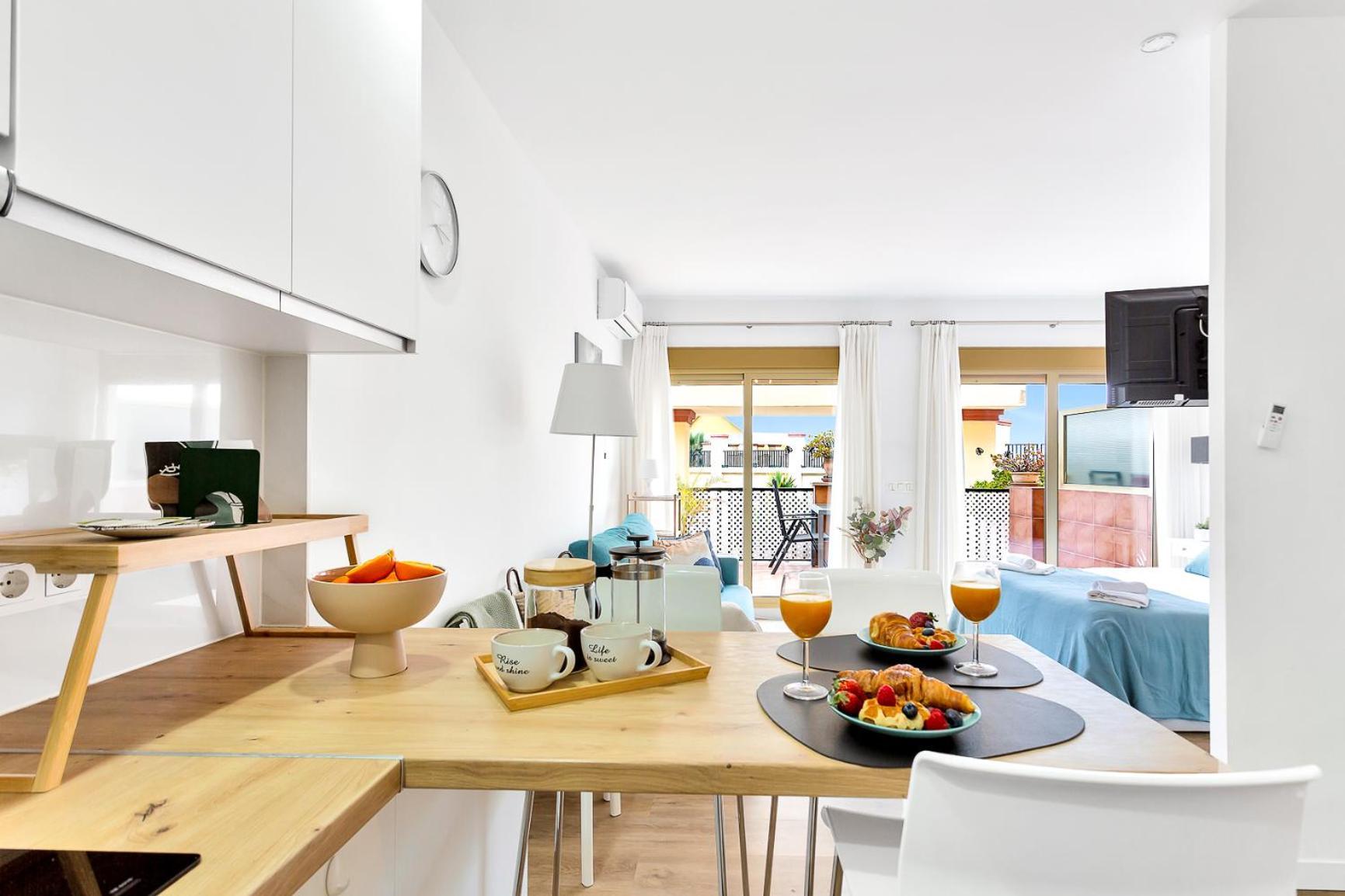 Modern Beach Apartment Romana Playa 723 In Marbella, Elviria Esterno foto