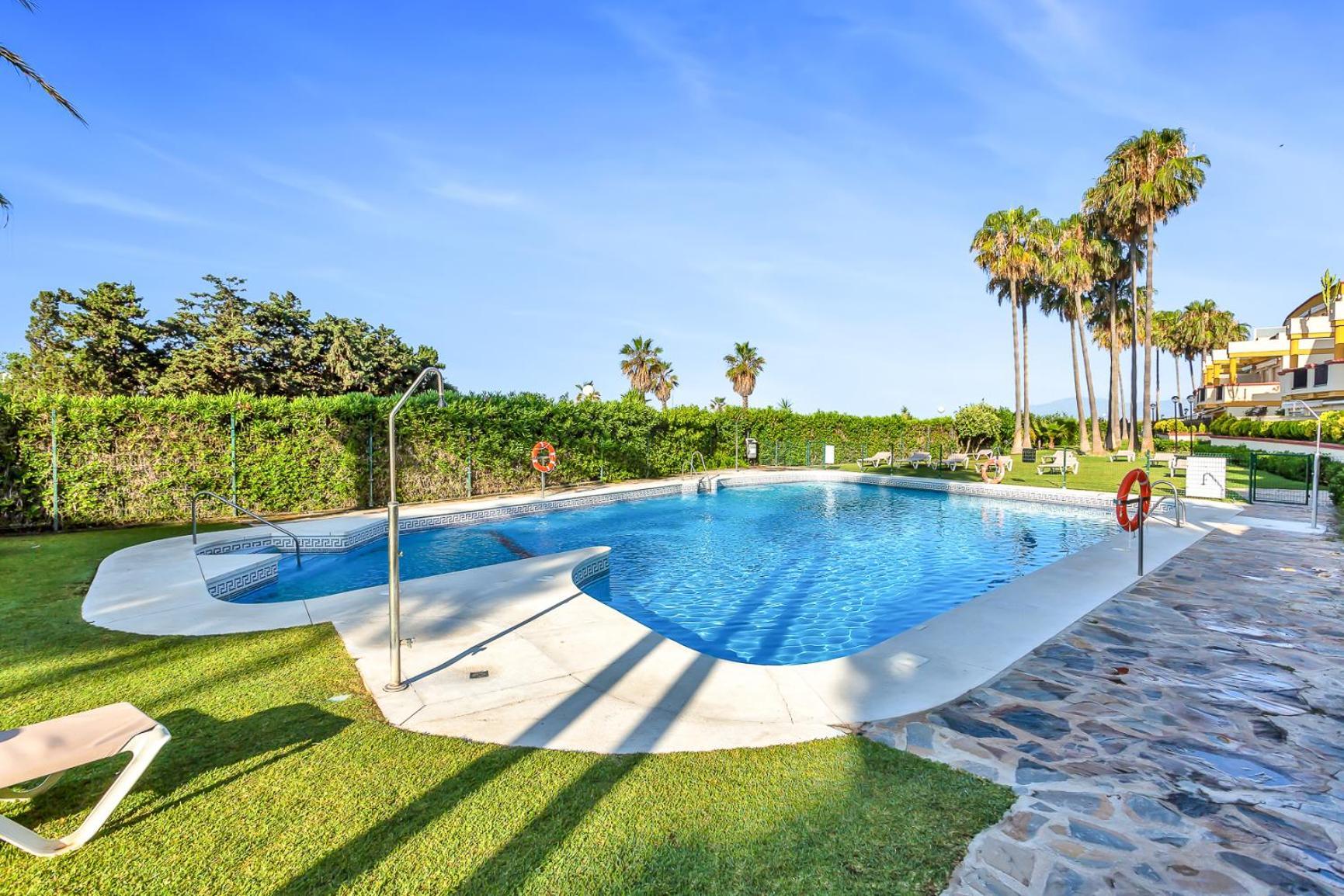 Modern Beach Apartment Romana Playa 723 In Marbella, Elviria Esterno foto